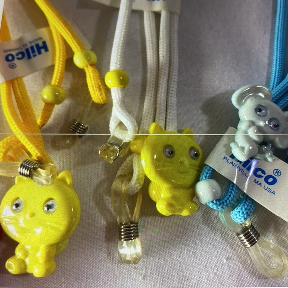 2/$15 Kids eyeglass holder retainer - Picture 4 of 7